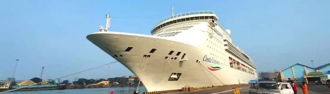 cruise boat in mangalore